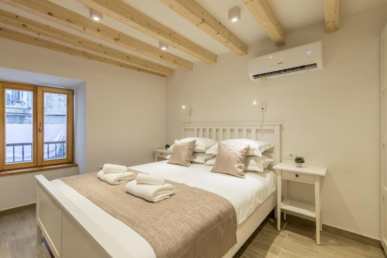 Cosmijeva Luxury Rooms Split Buitenkant foto